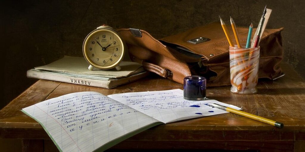 school work, write, still life-851328.jpg